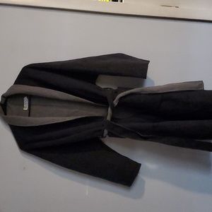 Quaint bathrobe coat, dark and light gray could be a womens or mens Medium